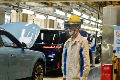 東風(fēng)汽車集團(tuán)6家工廠獲評(píng)湖北省級(jí)5G全連接工廠，十堰4家領(lǐng)銜智能制造升級(jí)